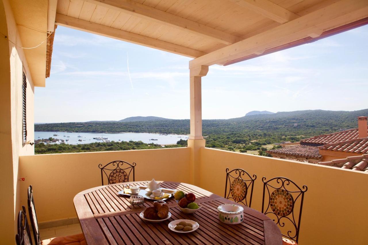 Baia De Bahas Residence Golfo Aranci Exterior foto